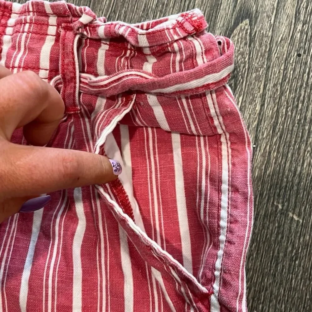 American Eagle Hi-Rise Linen Paperbag Shorts Striped Belted Red White Size 8